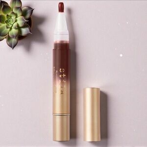 Stila Lip Paint Gloss Pen in Deep Brown Mauve